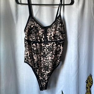 Floral Lace Bodysuit - Black and Cream